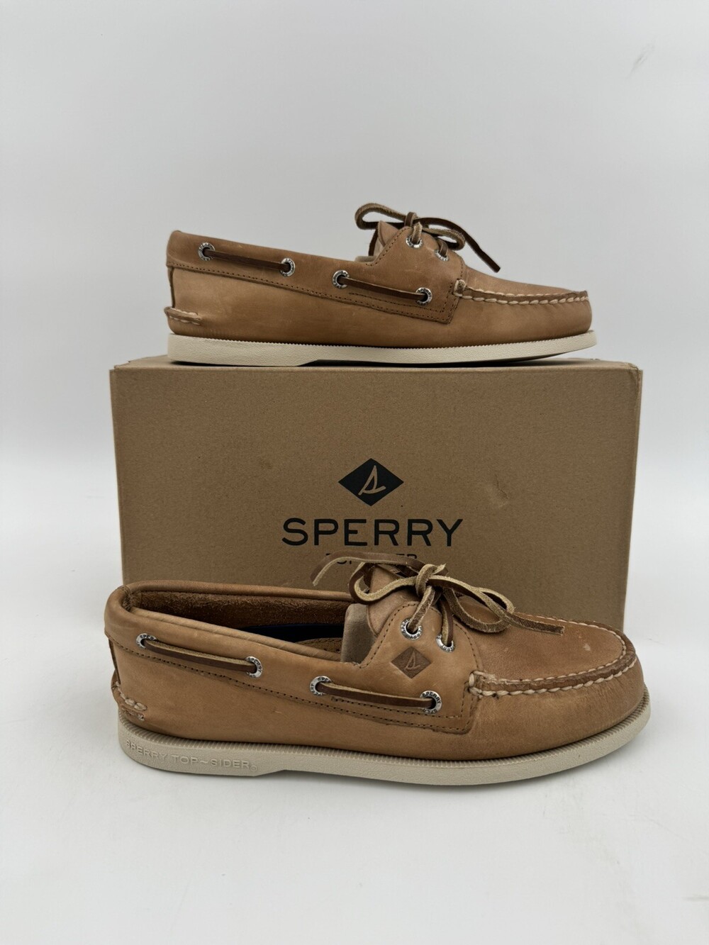 Sperry Men's Authentic Original 2-Eye Boat Shoe Oatmeal 2 Toned Size 6.5 Leather